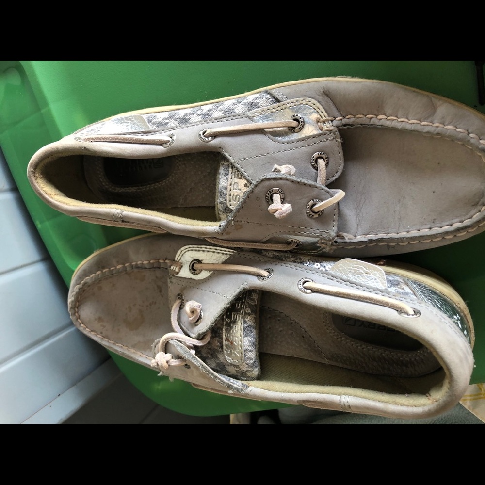Grey Sperrys